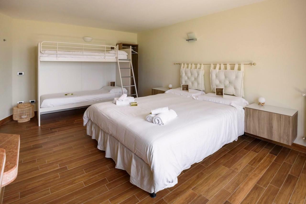 Maison Balu Apartments Torri Del Benaco Bagian luar foto