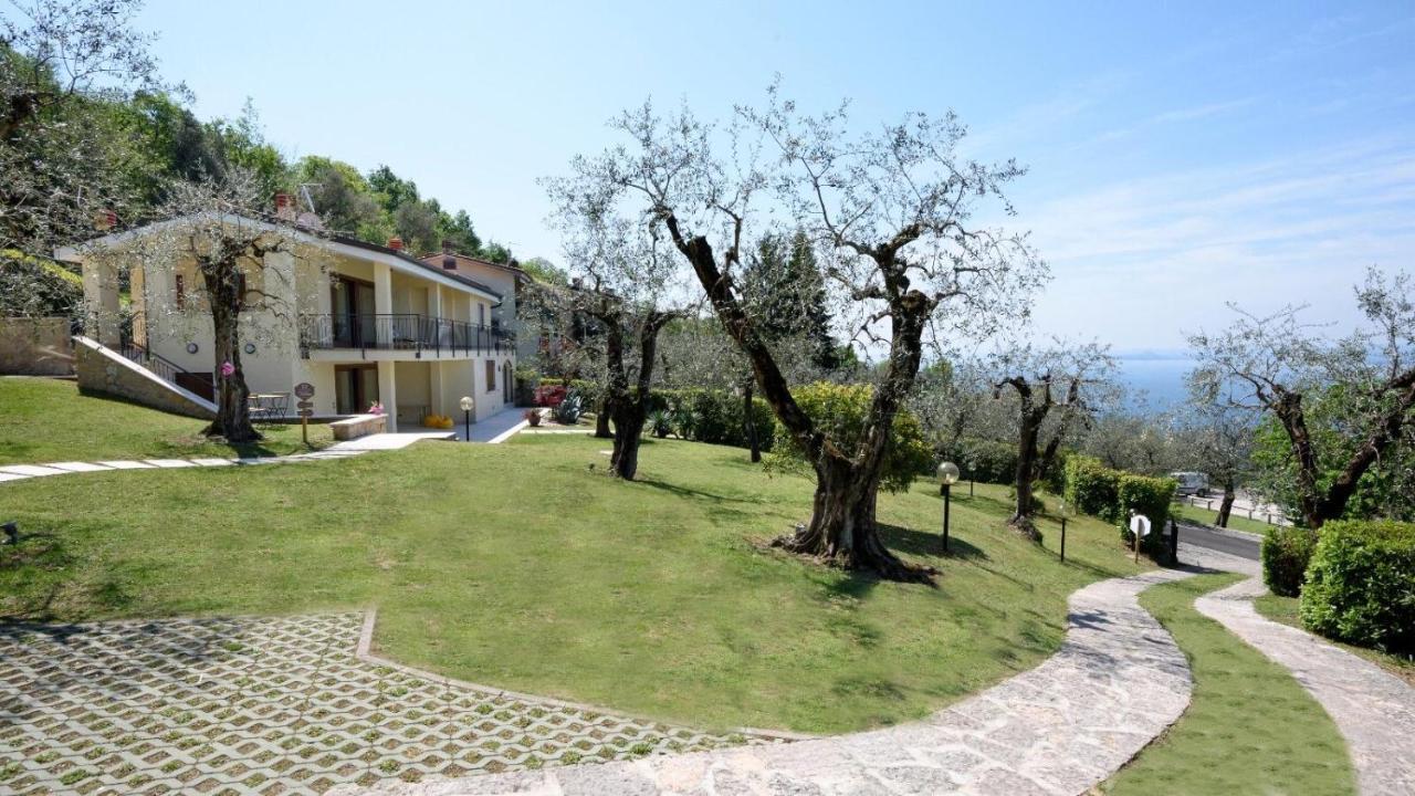Maison Balu Apartments Torri Del Benaco Bagian luar foto