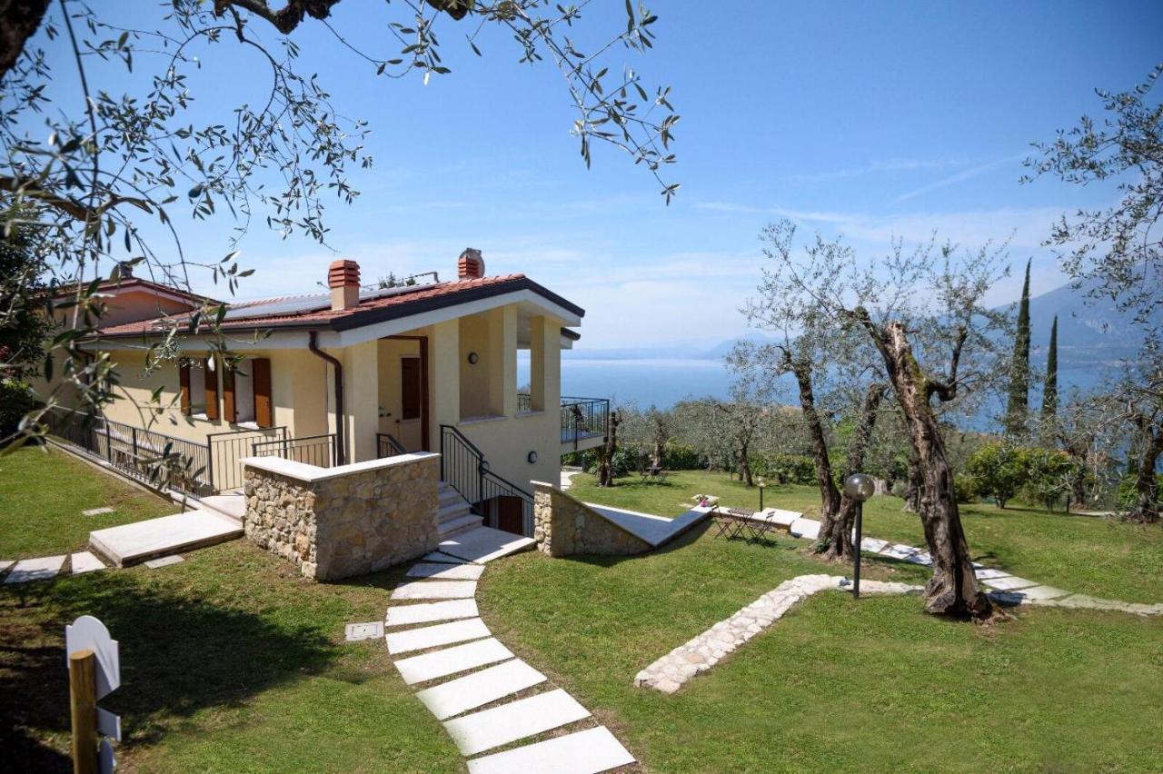 Maison Balu Apartments Torri Del Benaco Bagian luar foto