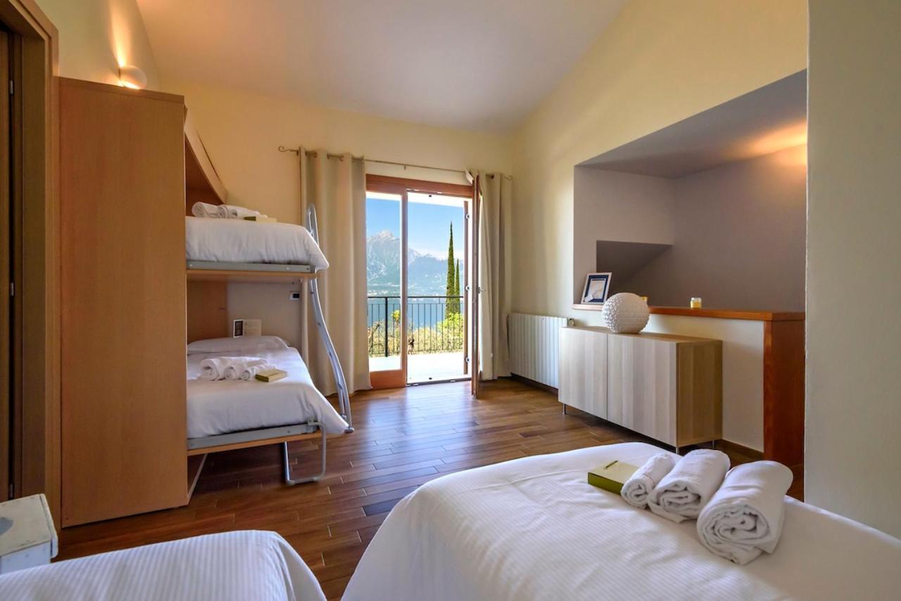 Maison Balu Apartments Torri Del Benaco Bagian luar foto